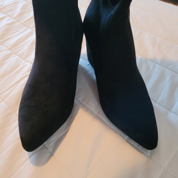 Black ultra saude thigh high boots - Picture 3 of 6
